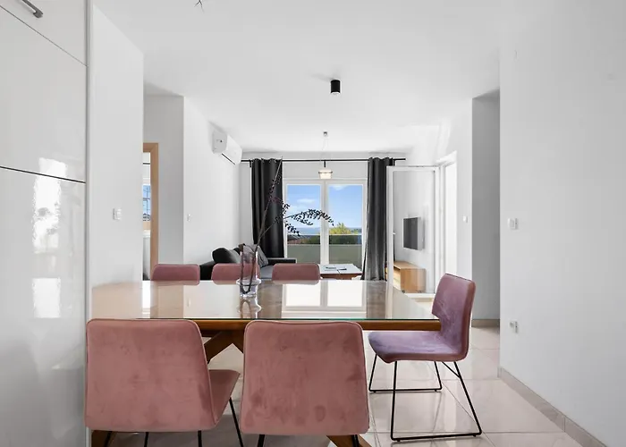 Cozy In With Wifi * Ražanj