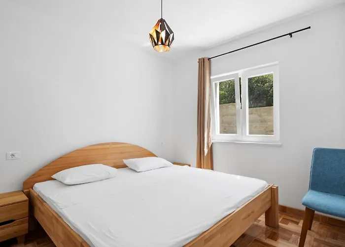 Daire Cozy In With Wifi Ražanj